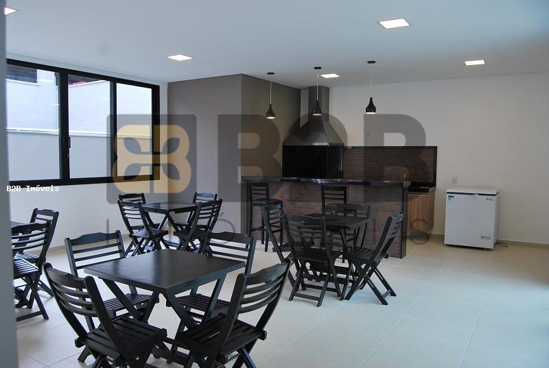 Apartamento à venda com 2 quartos, 60m² - Foto 15