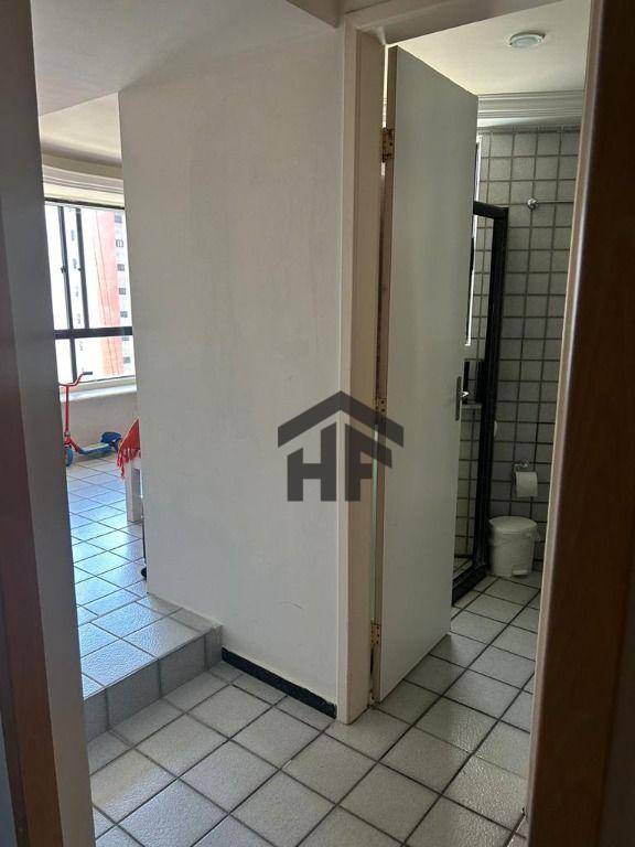 Apartamento à venda com 4 quartos, 157m² - Foto 15