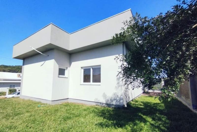 Casa à venda com 2 quartos, 143m² - Foto 4