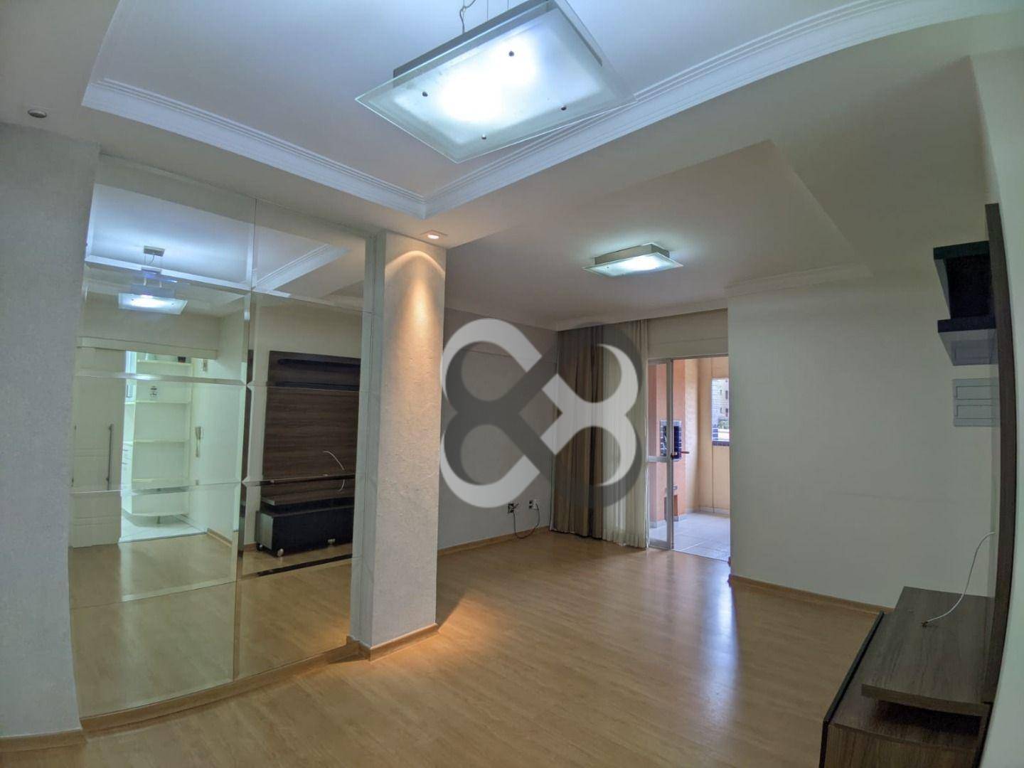 Apartamento à venda com 2 quartos, 68m² - Foto 2