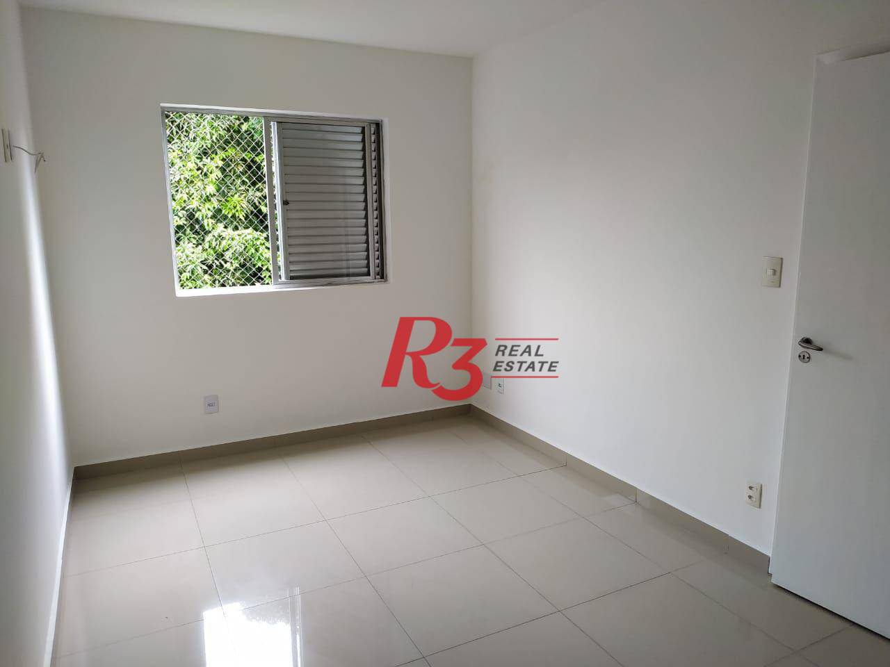 Apartamento à venda com 1 quarto, 50m² - Foto 8