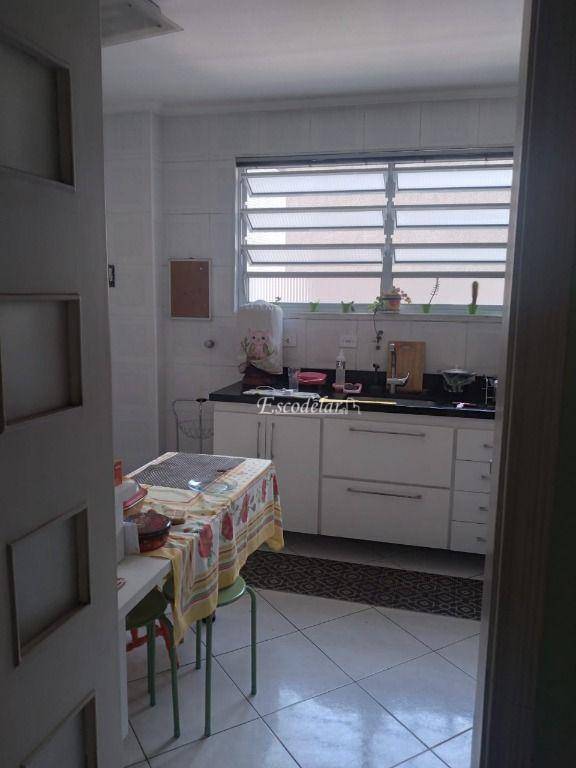 Apartamento à venda com 3 quartos, 140m² - Foto 9