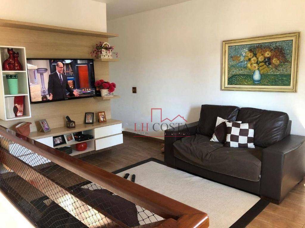 Casa de Condomínio à venda com 5 quartos, 274m² - Foto 2