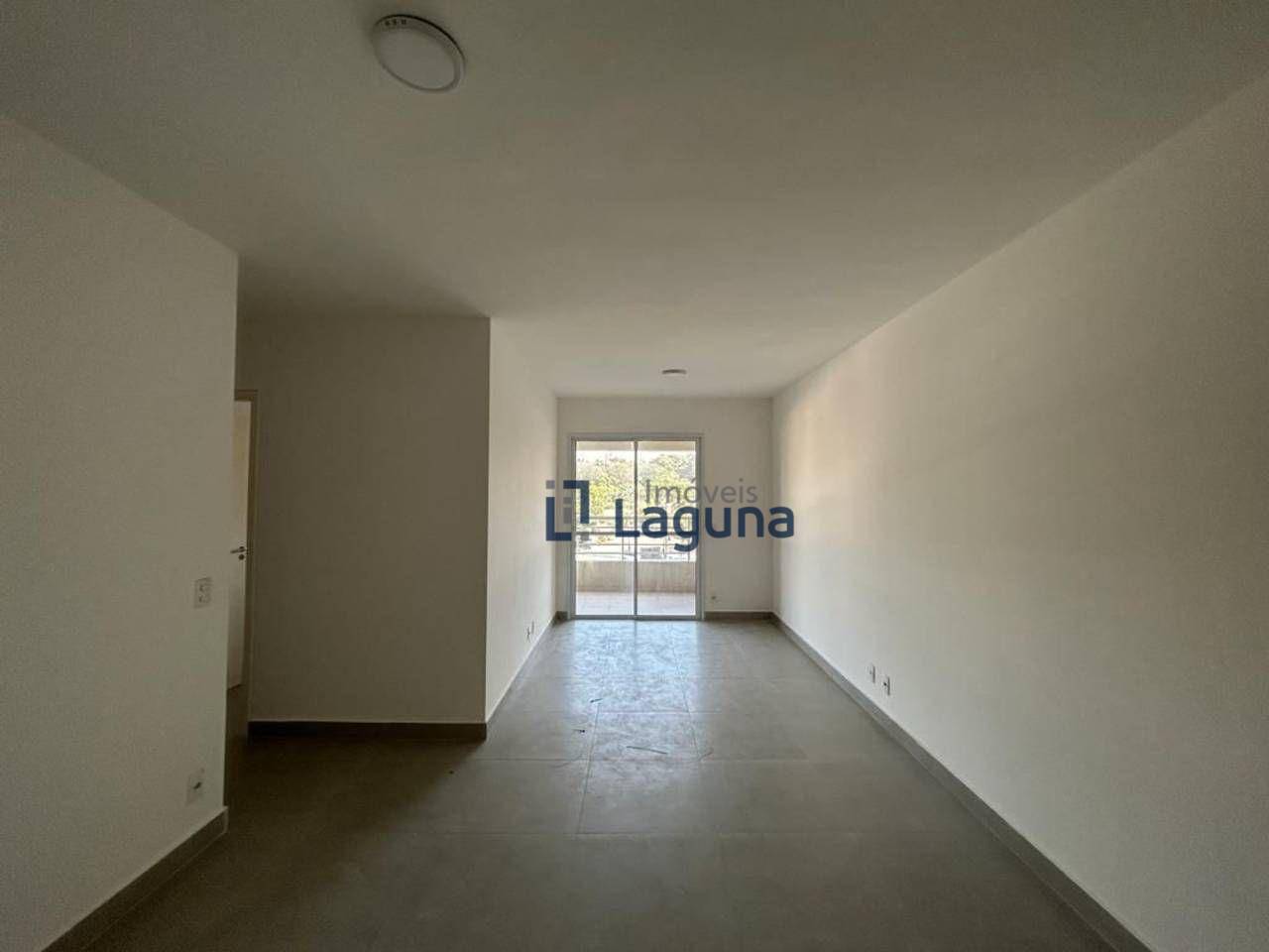 Apartamento para alugar com 3 quartos, 84m² - Foto 1