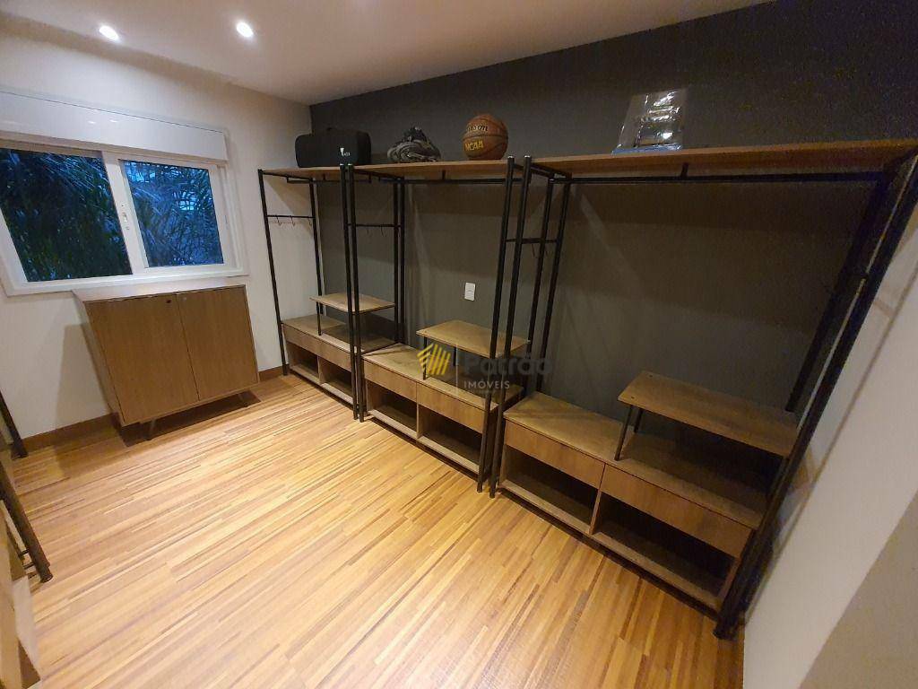 Casa de Condomínio à venda com 4 quartos, 550m² - Foto 50