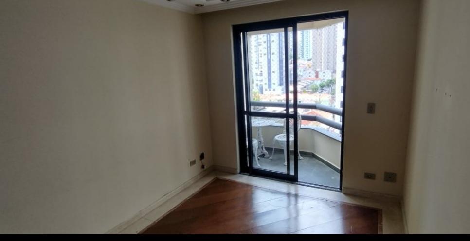 Apartamento para alugar com 3 quartos, 85m² - Foto 9