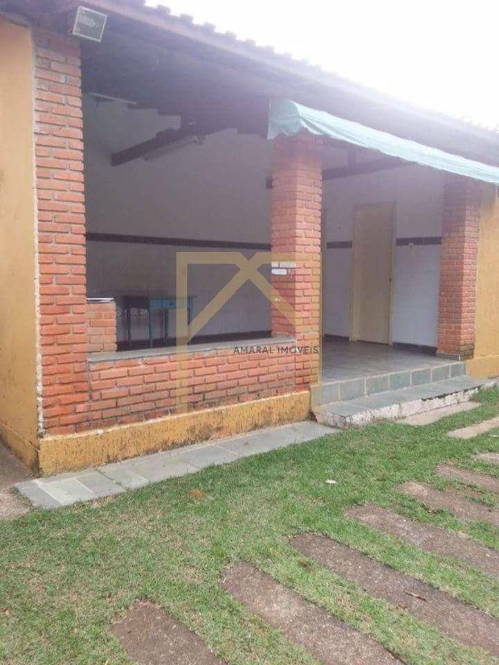 Chácara à venda com 2 quartos, 245m² - Foto 8