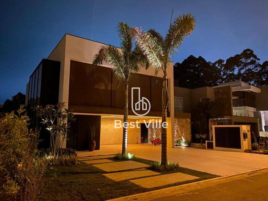 Casa de Condomínio à venda com 4 quartos, 420m² - Foto 1
