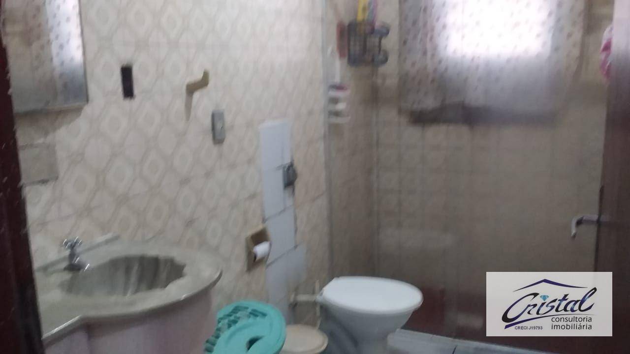 Casa à venda com 2 quartos, 200m² - Foto 6