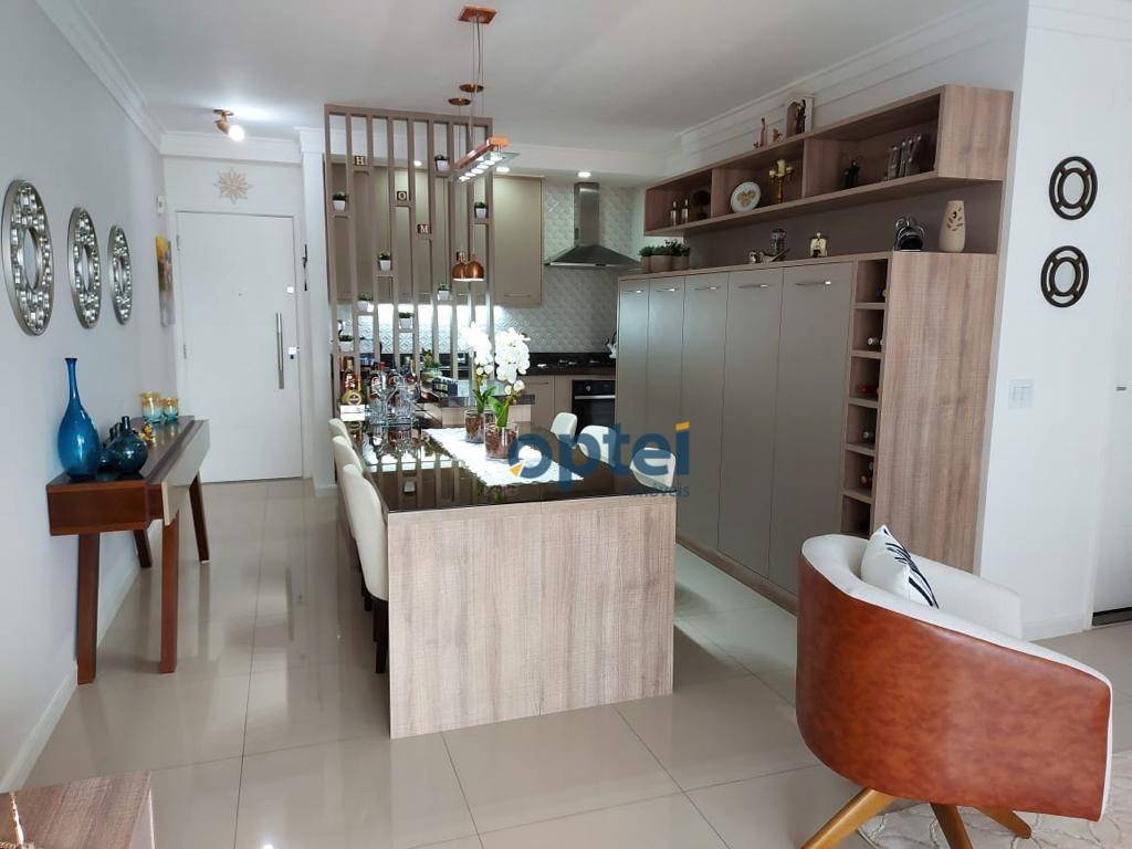 Apartamento à venda com 2 quartos, 84m² - Foto 9