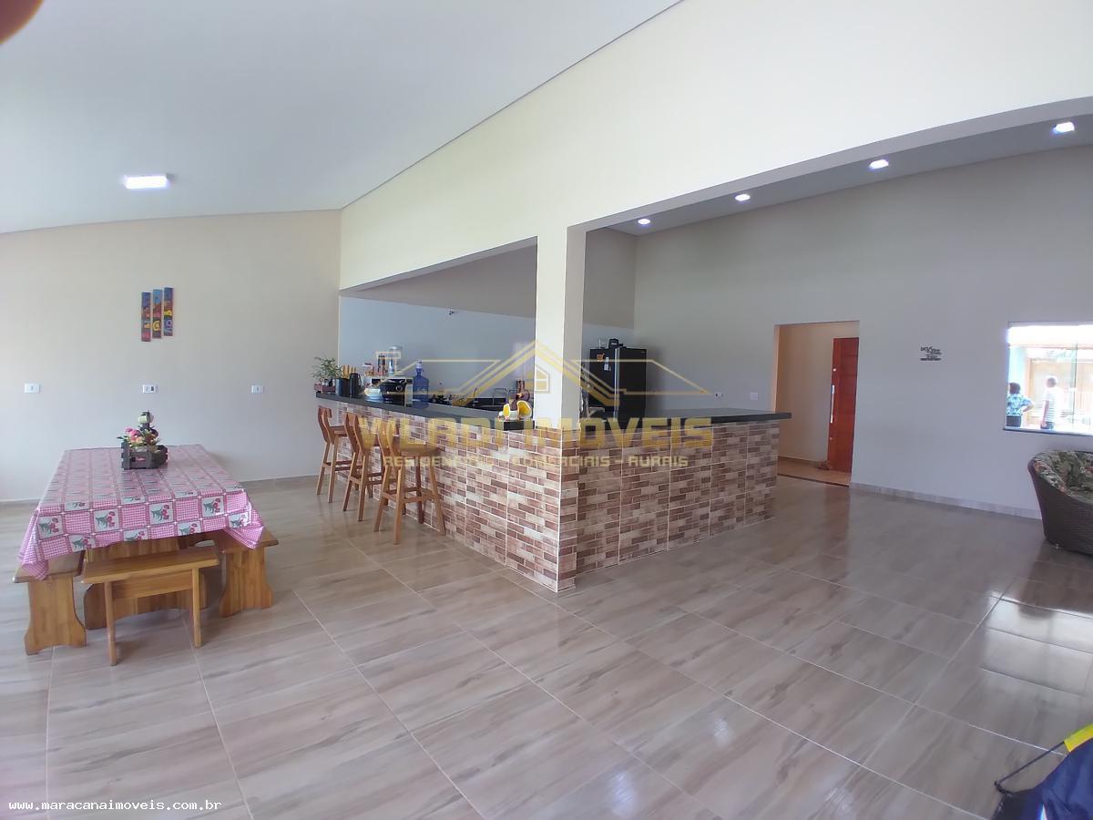 Casa à venda com 5 quartos, 2450m² - Foto 15