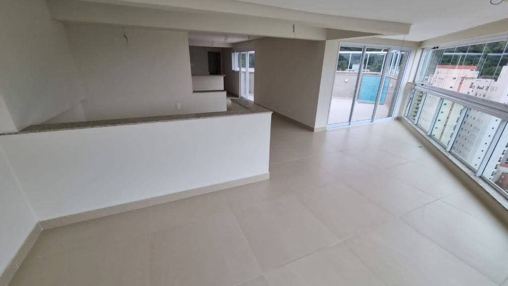 Cobertura, 3 quartos, 290 m² - Foto 4