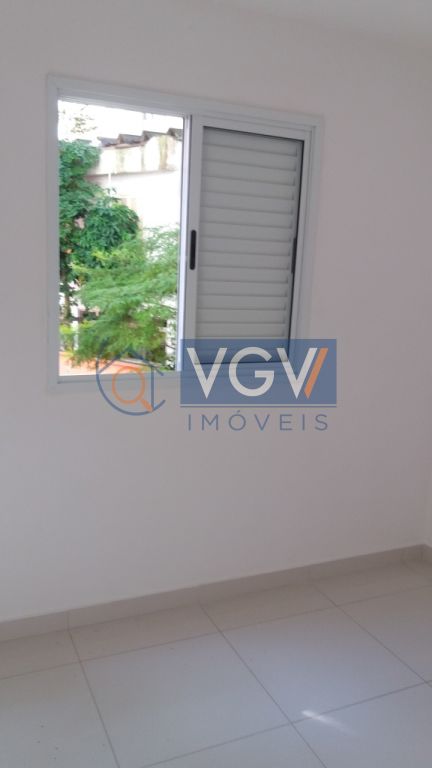 Apartamento à venda com 2 quartos, 55m² - Foto 10