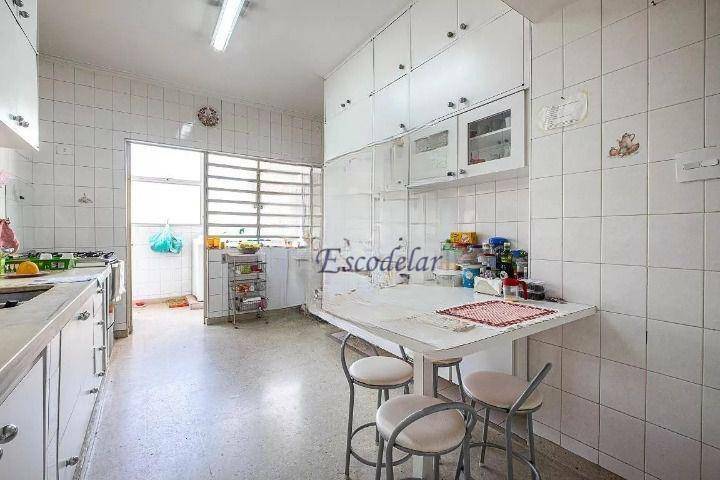 Apartamento à venda com 1 quarto, 240m² - Foto 3