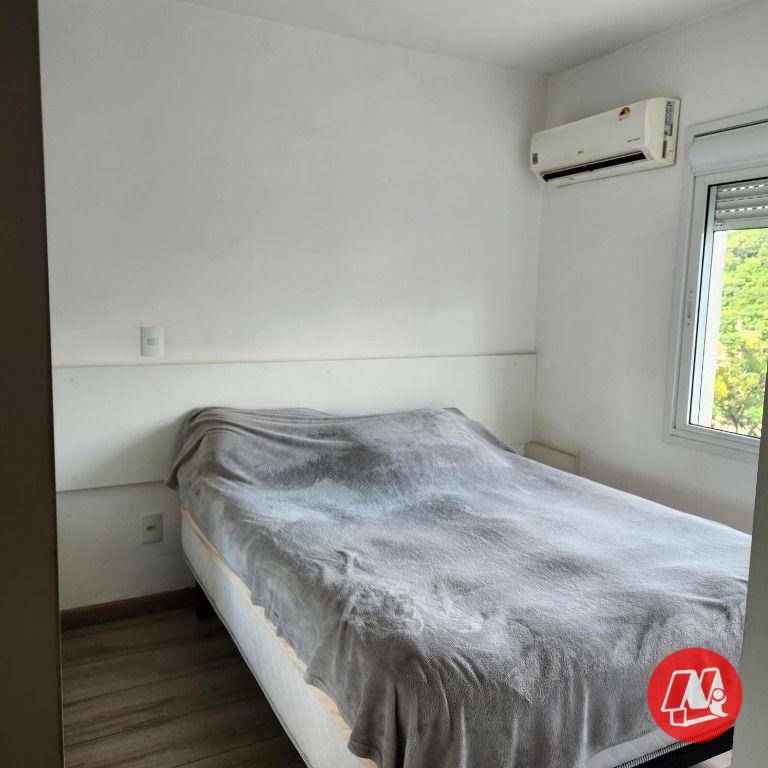 Apartamento à venda com 2 quartos, 61m² - Foto 9