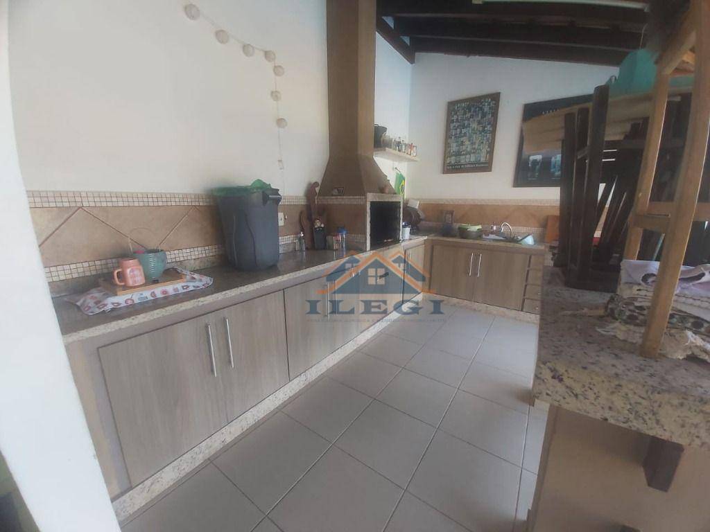 Casa de Condomínio à venda com 5 quartos, 350m² - Foto 14