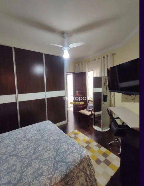 Sobrado à venda com 4 quartos, 300m² - Foto 19