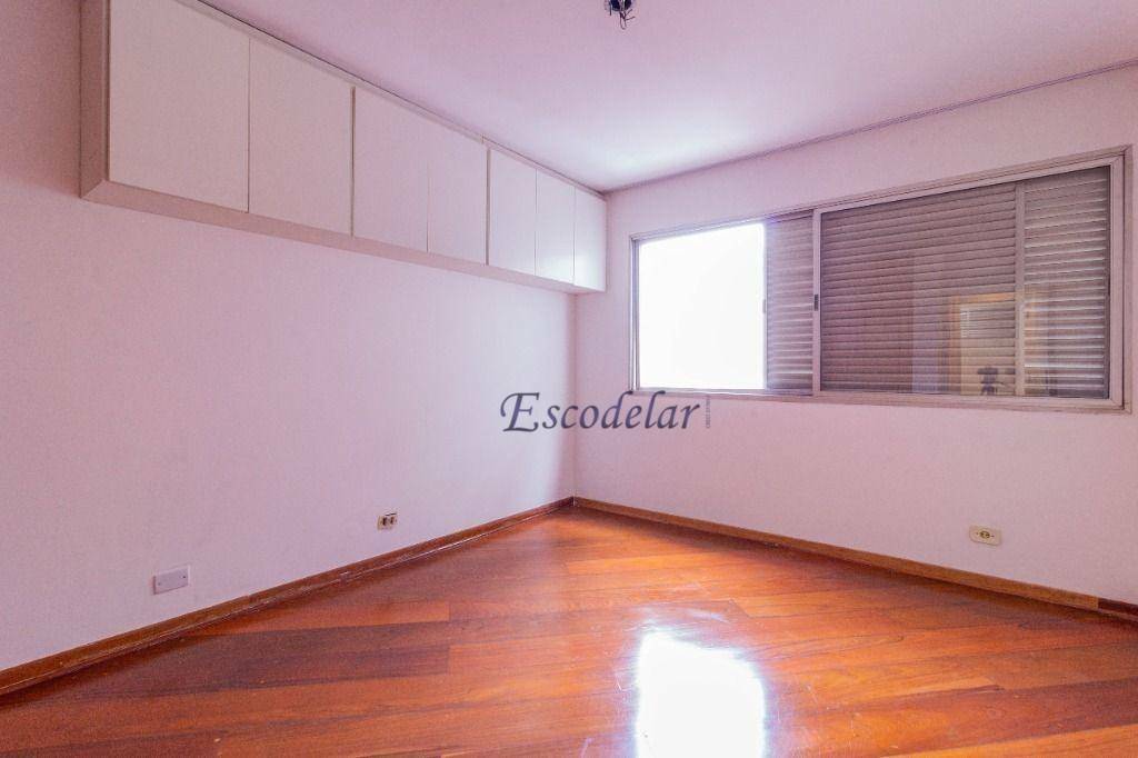 Apartamento para alugar com 3 quartos, 150m² - Foto 12