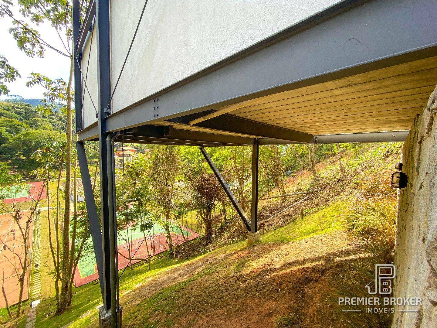 Casa de Condomínio à venda com 3 quartos, 210m² - Foto 5