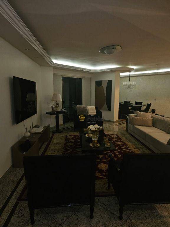 Apartamento à venda com 4 quartos, 300m² - Foto 1