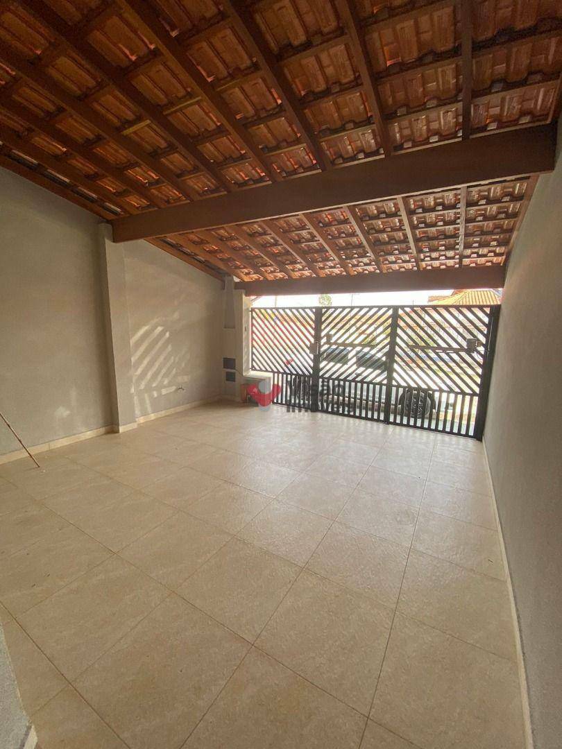 Sobrado à venda com 2 quartos, 147m² - Foto 3