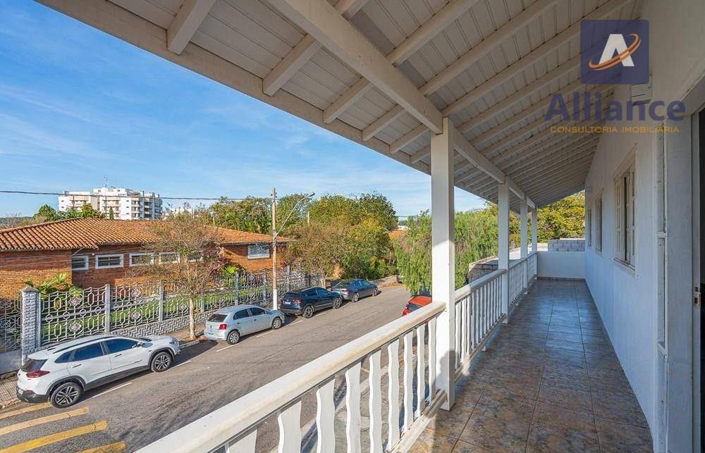 Casa, 4 quartos, 227 m² - Foto 4