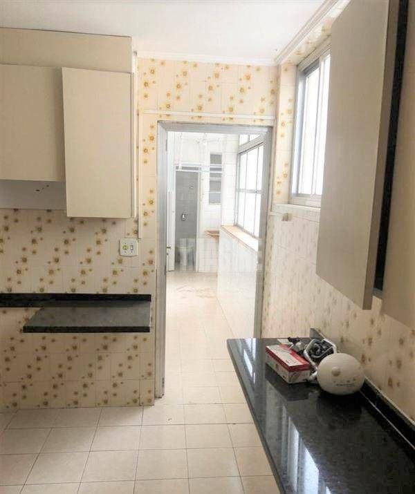 Apartamento à venda com 3 quartos, 140m² - Foto 7