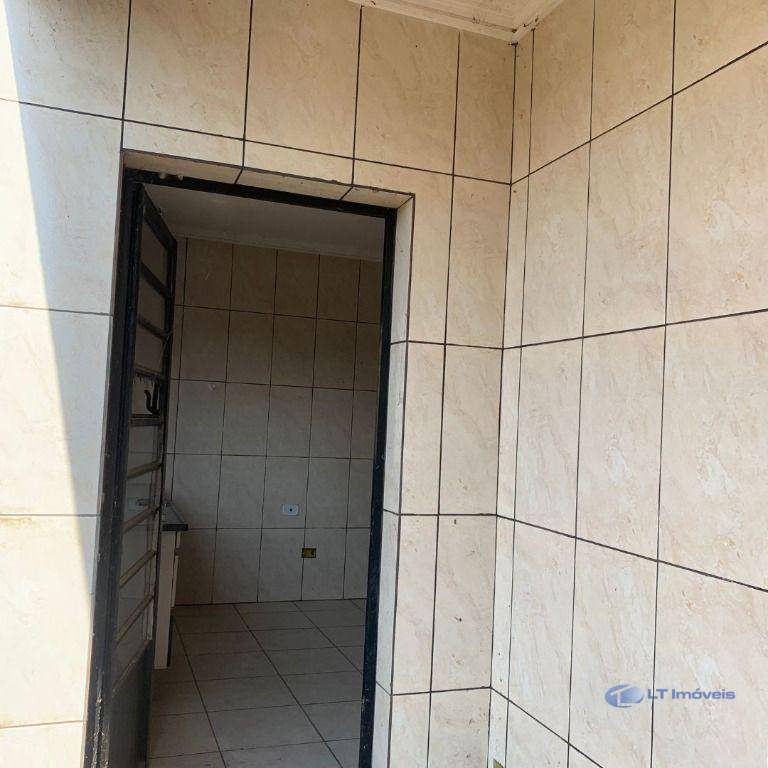 Casa à venda com 1 quarto, 900M2 - Foto 16