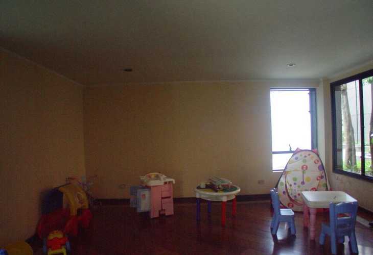 Apartamento à venda com 3 quartos, 181m² - Foto 2