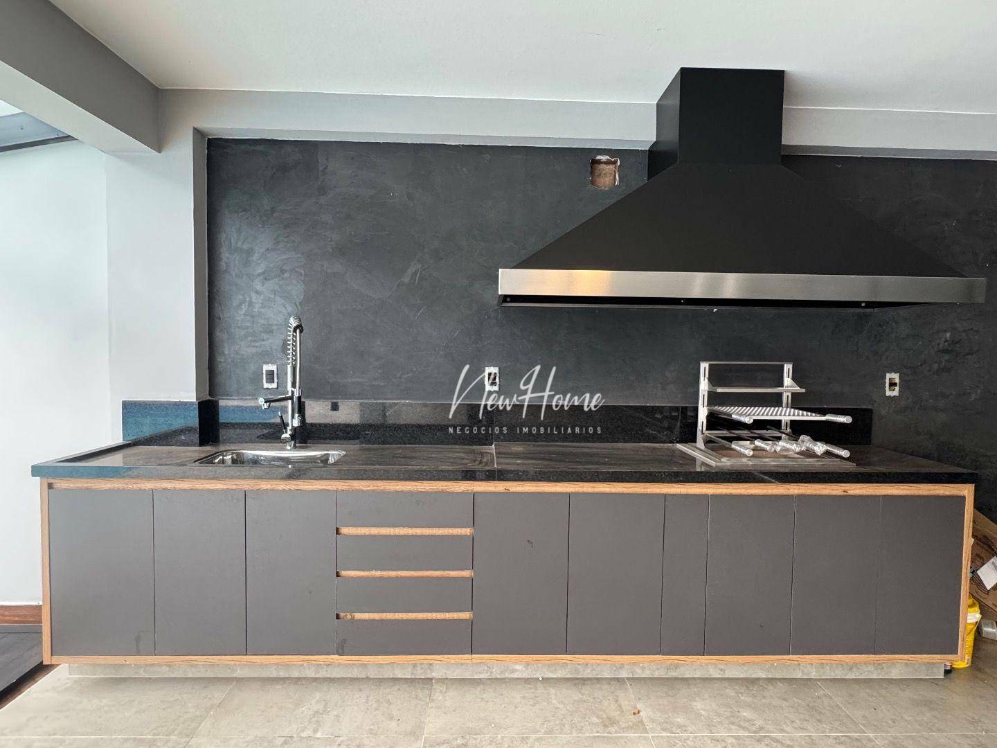 Casa à venda com 4 quartos, 351m² - Foto 2