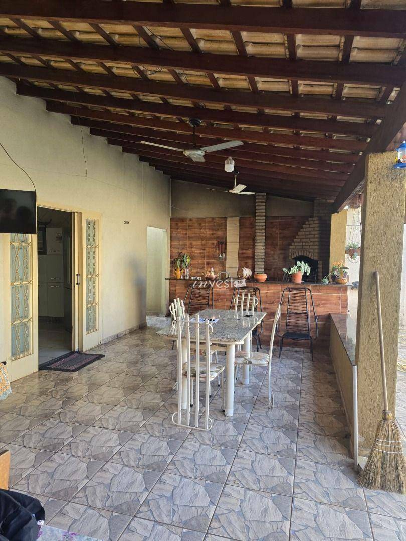 Casa à venda com 3 quartos, 192m² - Foto 10