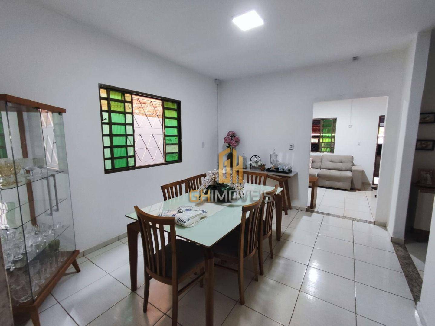 Casa à venda com 2 quartos, 175m² - Foto 13