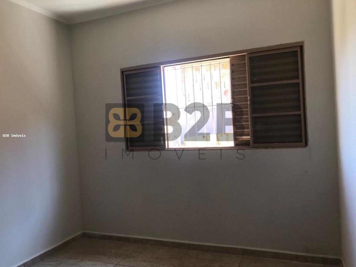 Casa à venda com 2 quartos, 226m² - Foto 22