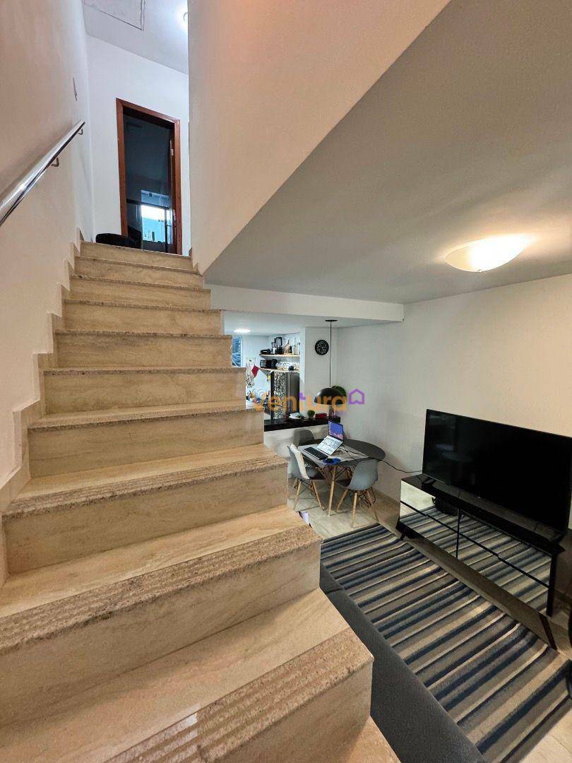 Casa à venda com 2 quartos, 78m² - Foto 7