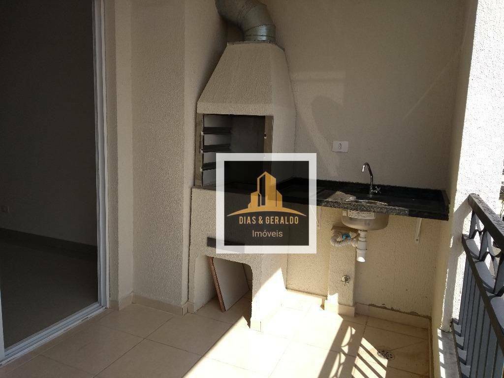 Apartamento à venda com 2 quartos, 63m² - Foto 1