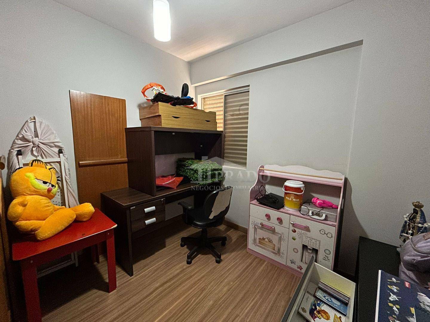 Apartamento para alugar com 4 quartos, 128m² - Foto 24