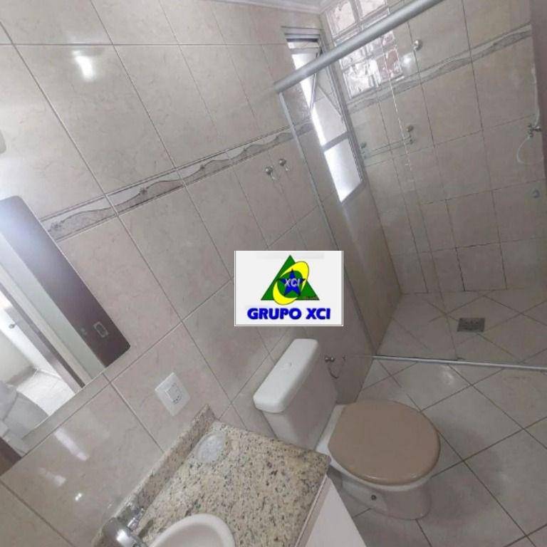 Apartamento à venda com 2 quartos, 70m² - Foto 3