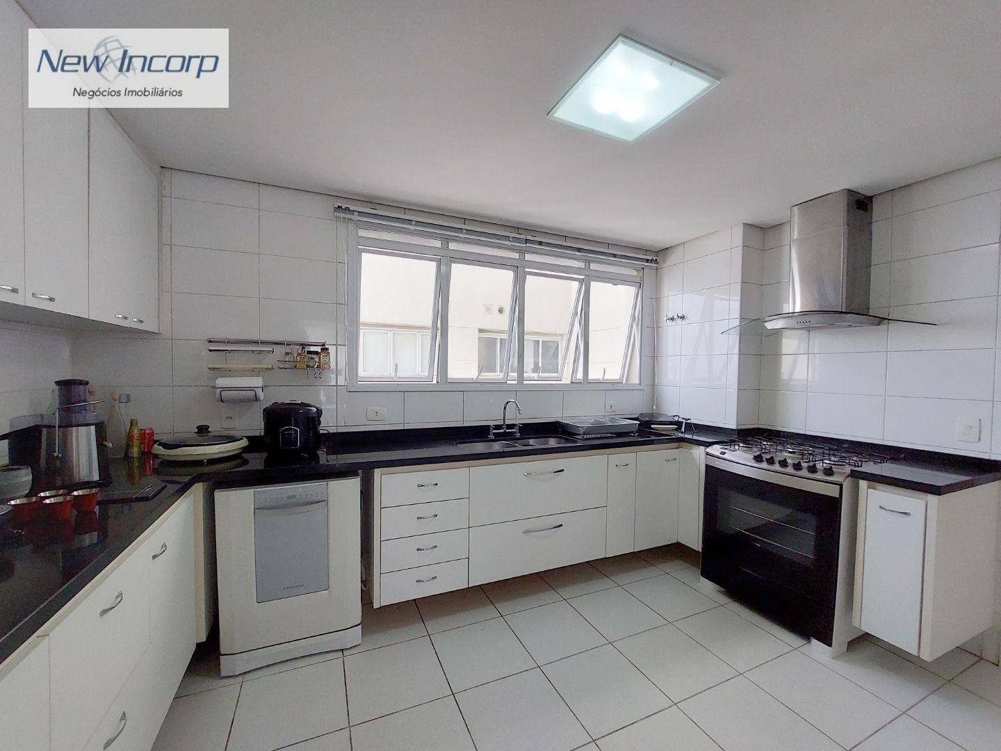 Apartamento à venda com 4 quartos, 258m² - Foto 22