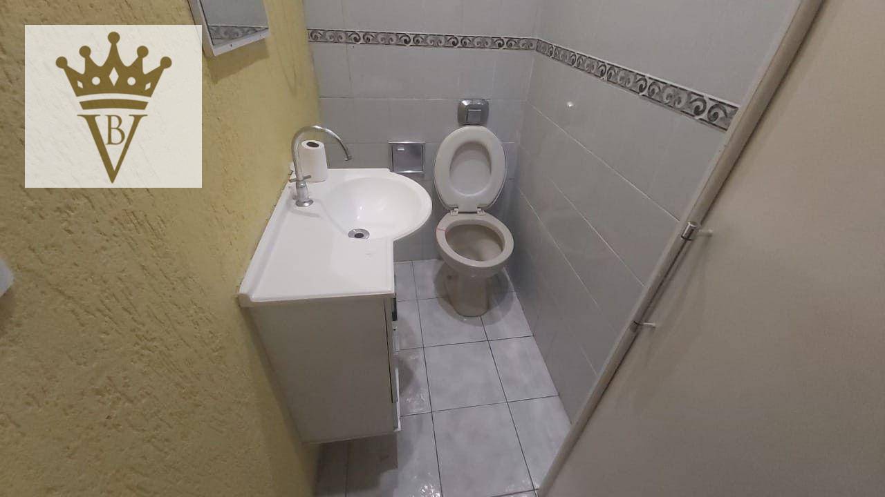 Casa à venda com 3 quartos, 200m² - Foto 14