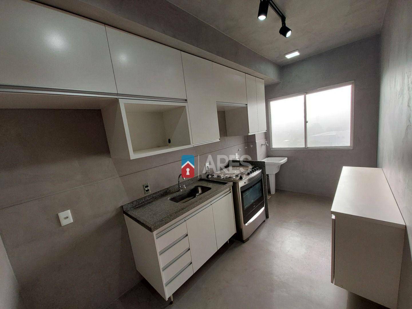 Apartamento à venda com 2 quartos, 65m² - Foto 3