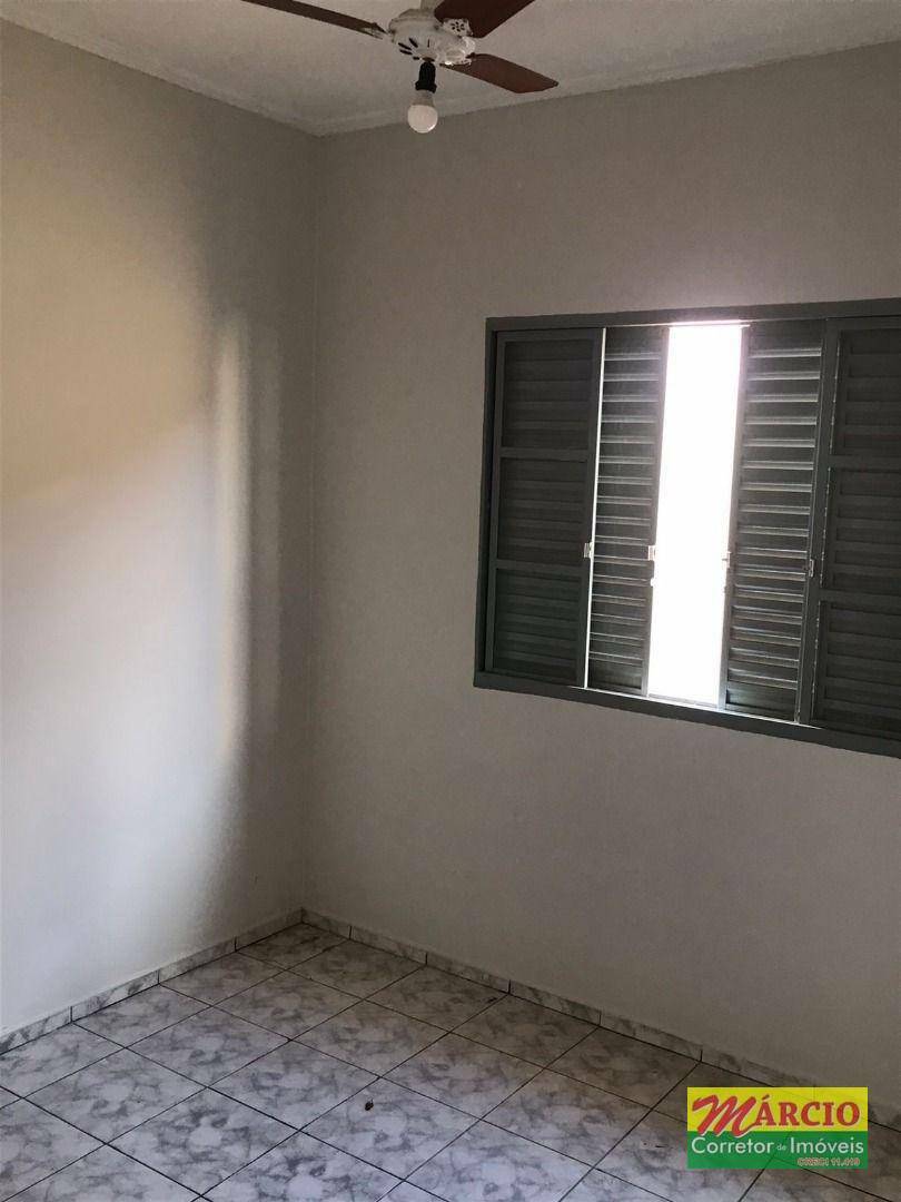 Casa à venda com 3 quartos, 162m² - Foto 9