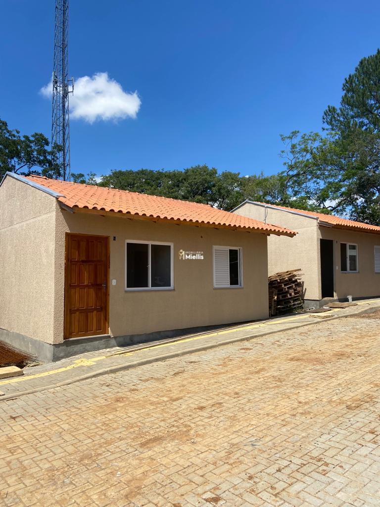 Casa à venda com 2 quartos, 50m² - Foto 10