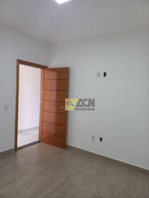 Casa à venda com 3 quartos, 161m² - Foto 8