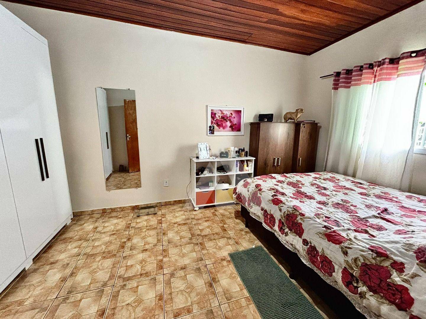 Casa, 3 quartos, 174 m² - Foto 2