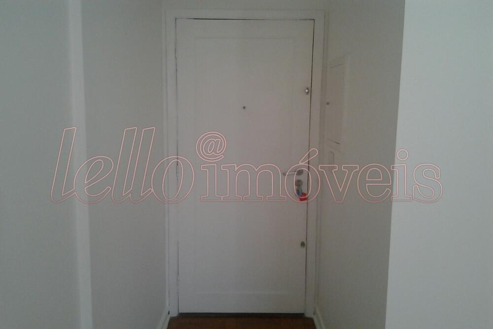 Apartamento para alugar com 2 quartos, 80m² - Foto 3