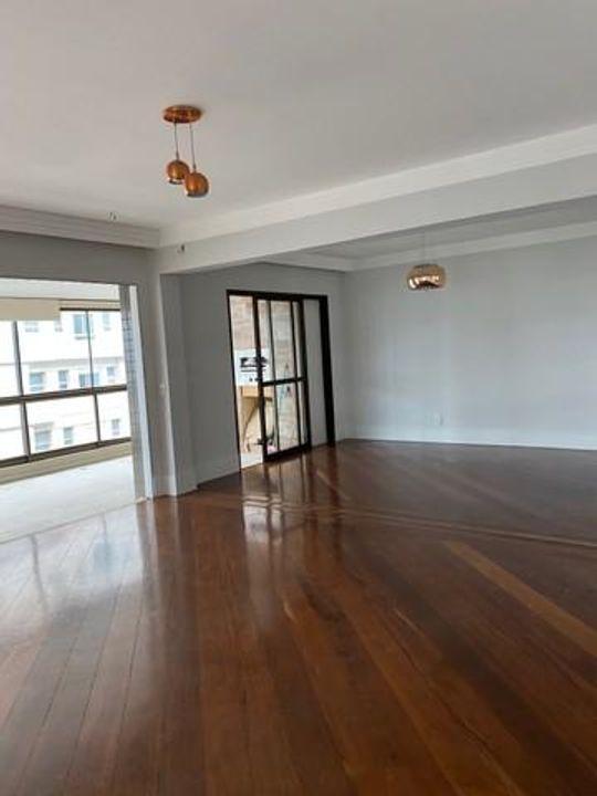 Apartamento à venda com 3 quartos, 288m² - Foto 2