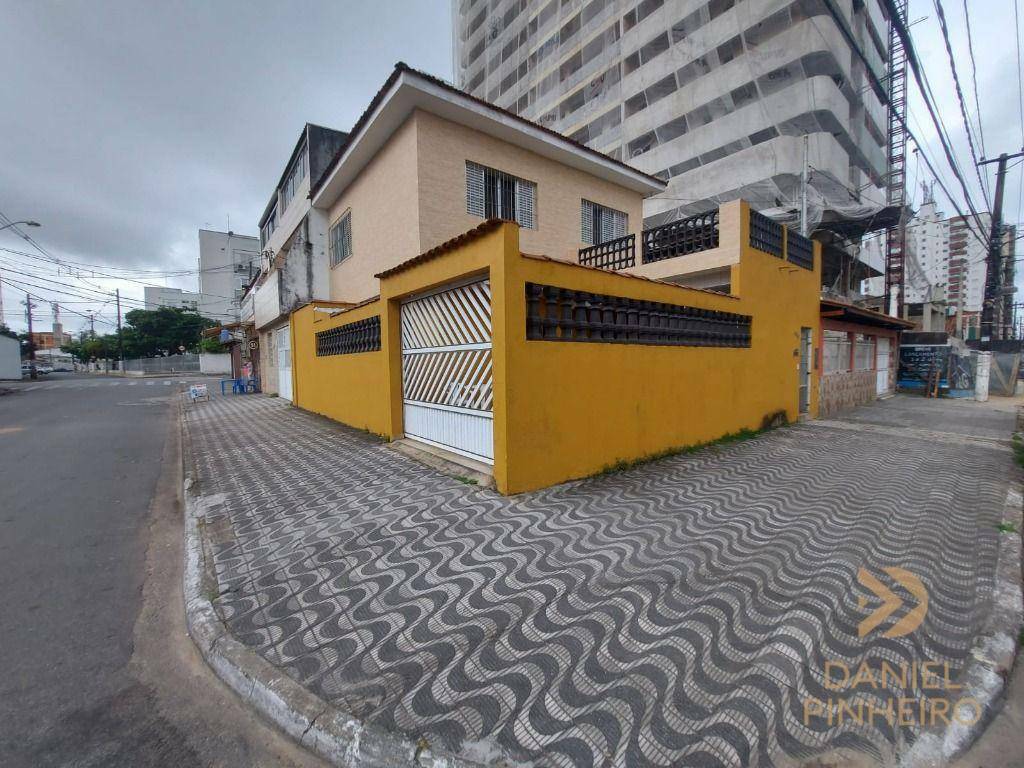 Sobrado à venda com 3 quartos, 156m² - Foto 1