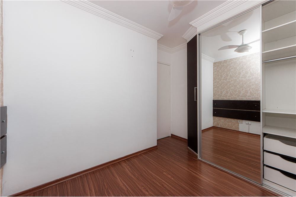 Apartamento à venda com 2 quartos, 50m² - Foto 17