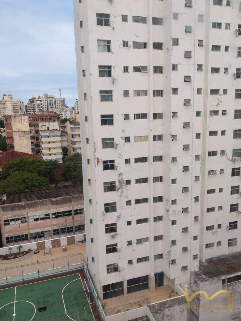 Apartamento à venda com 3 quartos, 128m² - Foto 2