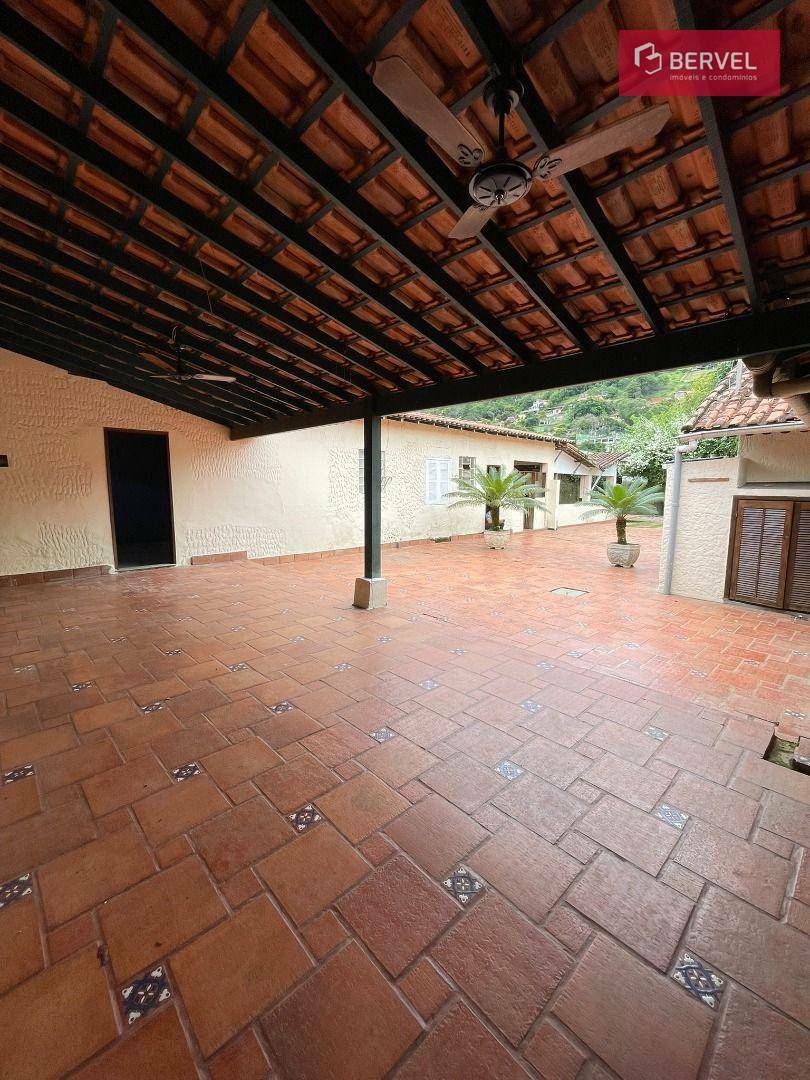 Casa para alugar com 6 quartos, 155m² - Foto 22